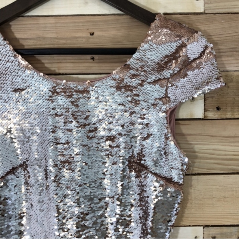 Gianni Bini rose gold sequin dress